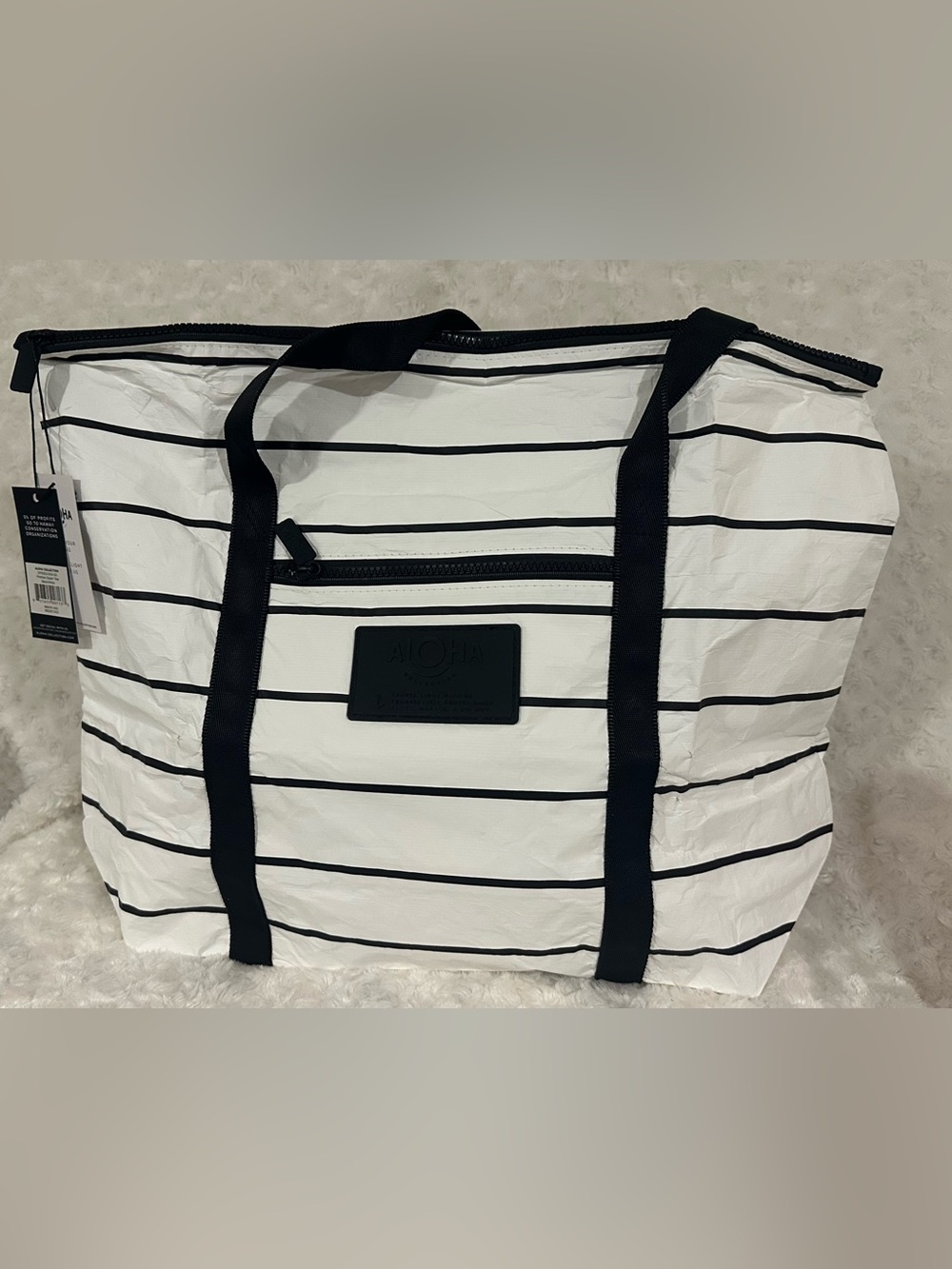 (NWT) ALOHA Collection White and Black Striped Tote Bag